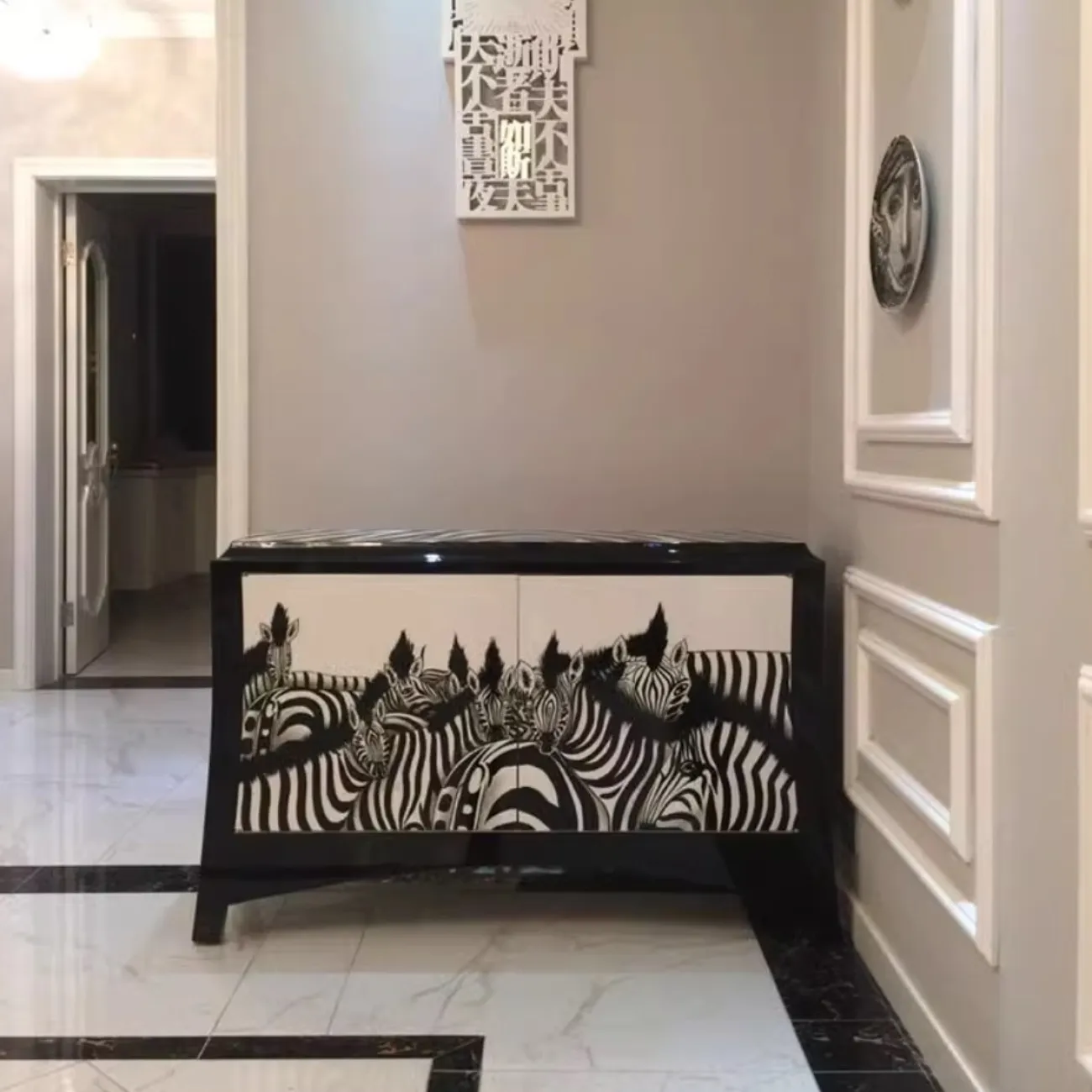 Роскошный расписной шкаф Creative Life 35968-29