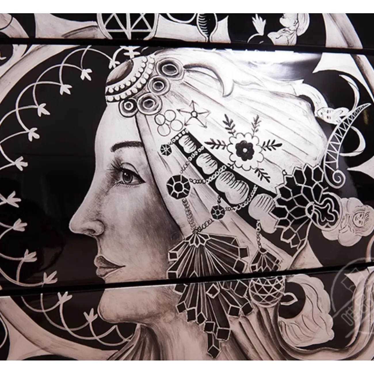 Современный расписной комод Creative Life 35969-29 Современный расписной комод Creative Life 35969-29