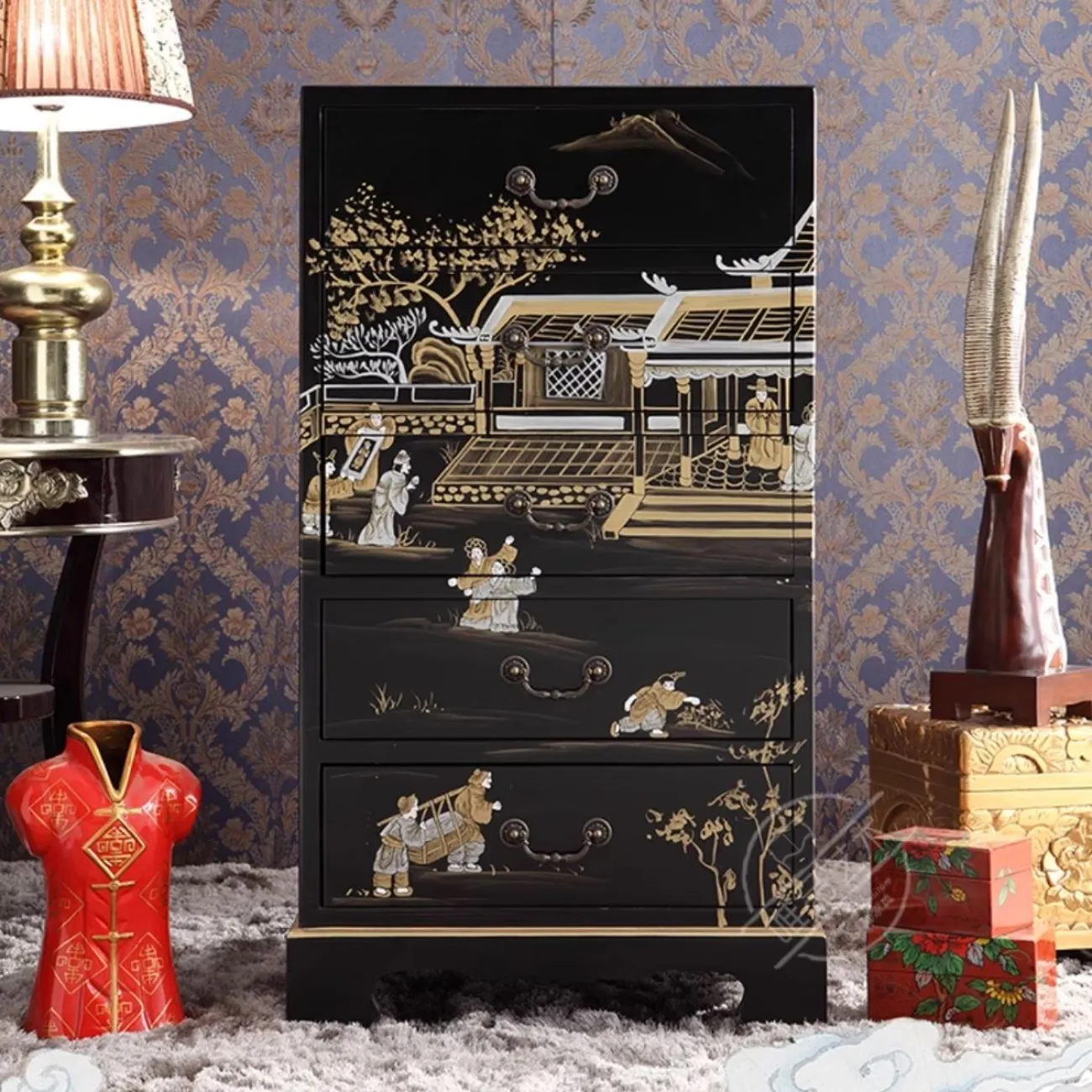 Китайский ретро-комод с черной росписью Creative Life 35976-29 Китайский ретро-комод с черной росписью Creative Life 35976-29