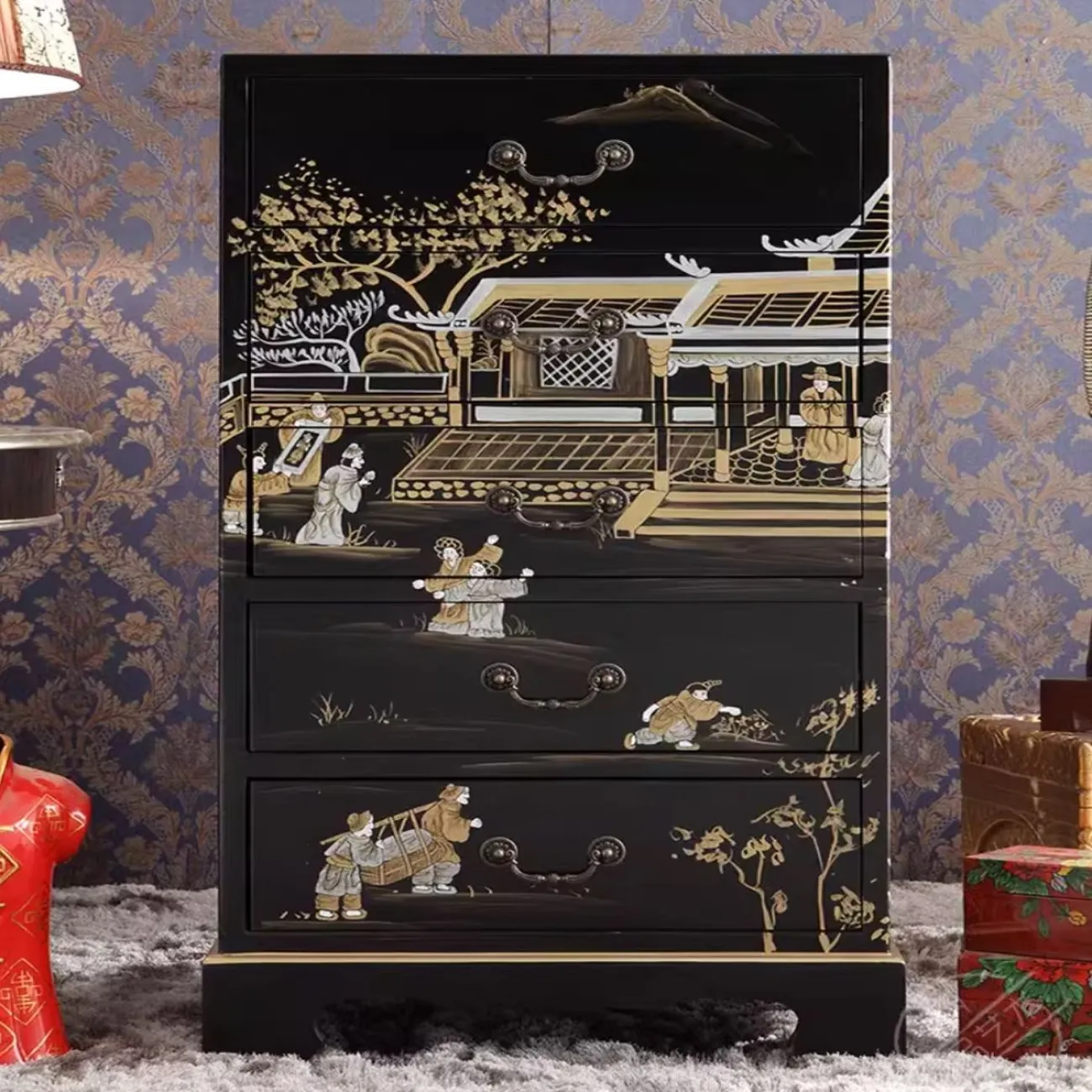 Китайский ретро-комод с черной росписью Creative Life 35976-29 Китайский ретро-комод с черной росписью Creative Life 35976-29