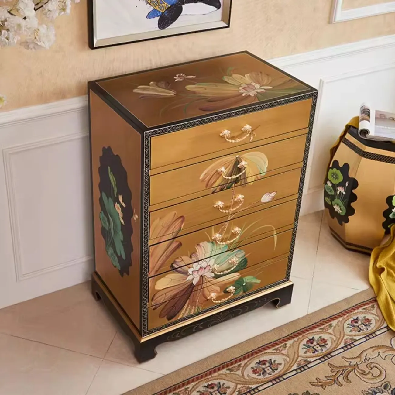 Высокий расписной шкаф в китайском стиле Creative Life 35986-29