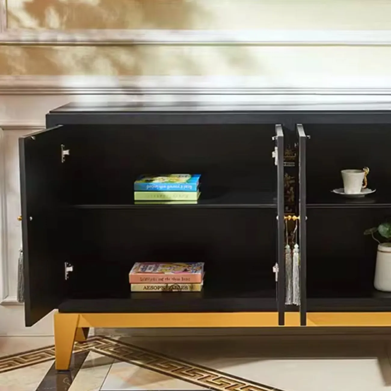 Расписной комод из массива дерева в китайском стиле Creative Life 35991-29 Расписной комод из массива дерева в китайском стиле Creative Life 35991-29