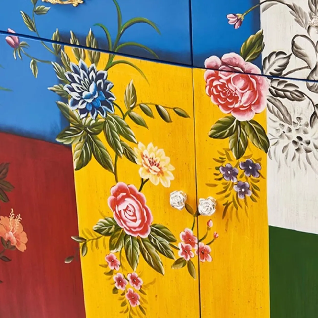 Ультратонкий расписной комод из массива дерева Creative Life 35992-29 Ультратонкий расписной комод из массива дерева Creative Life 35992-29