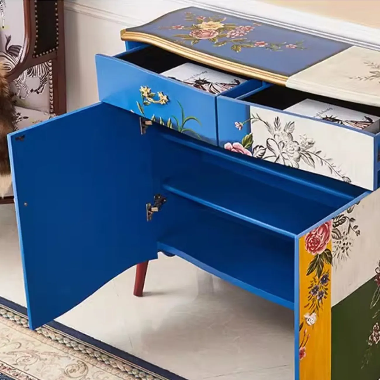 Ультратонкий расписной комод из массива дерева Creative Life 35992-29 Ультратонкий расписной комод из массива дерева Creative Life 35992-29