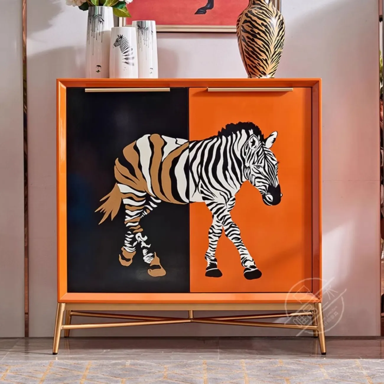 Роскошный расписной шкаф Creative Life 36001-29 Роскошный расписной шкаф Creative Life 36001-29