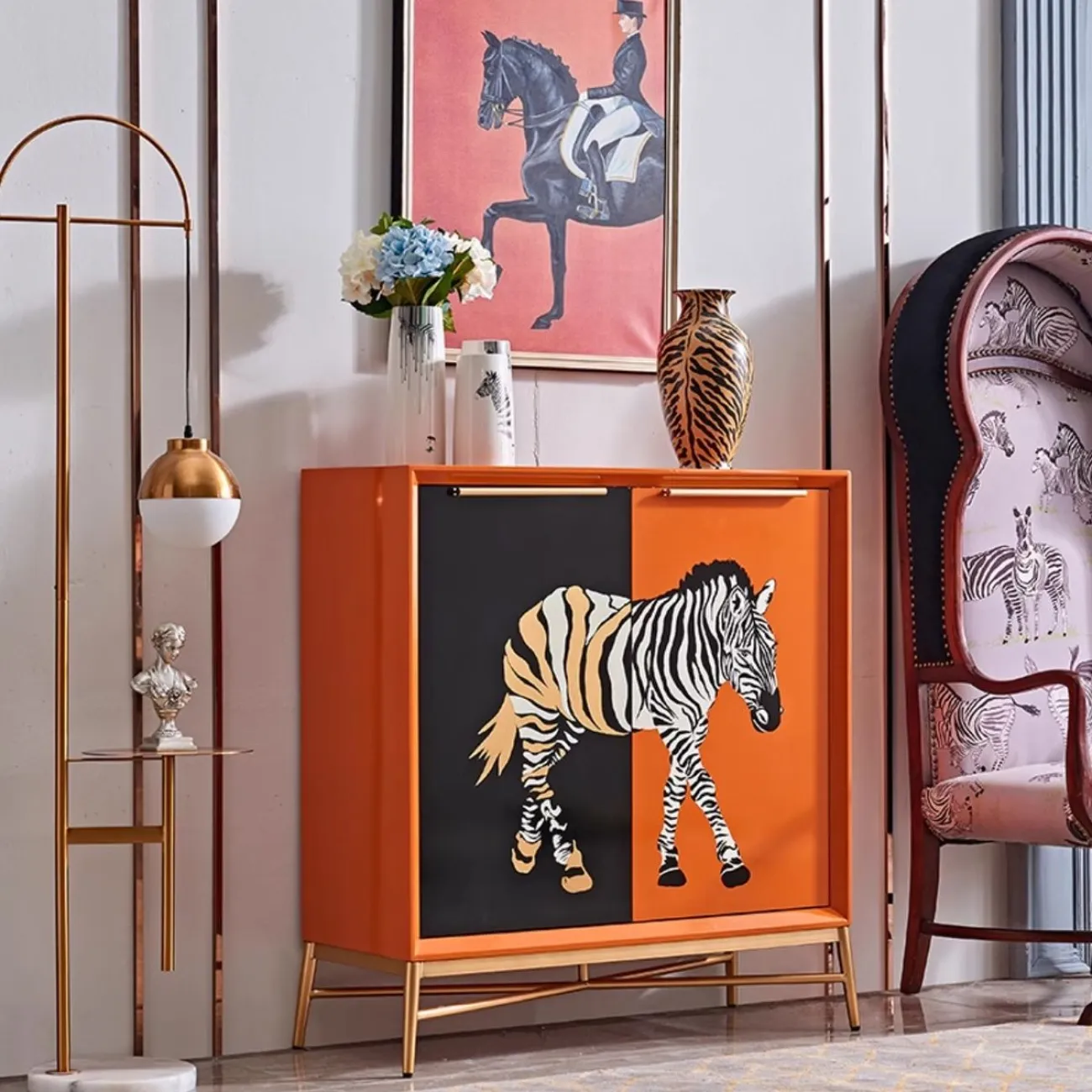 Роскошный расписной шкаф Creative Life 36001-29 Роскошный расписной шкаф Creative Life 36001-29