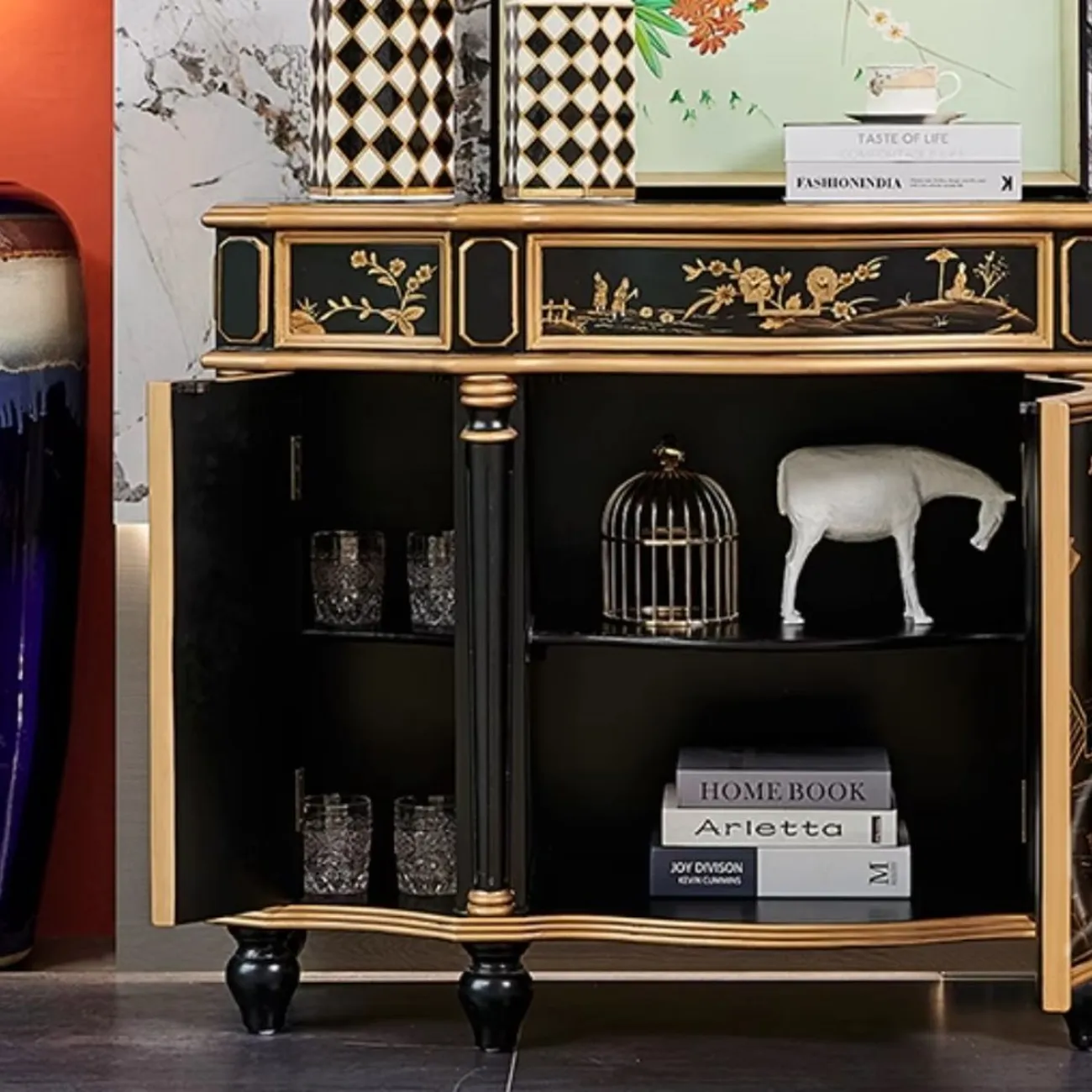 Роскошный декоративный шкаф из массива дерева Creative Life 36007-29