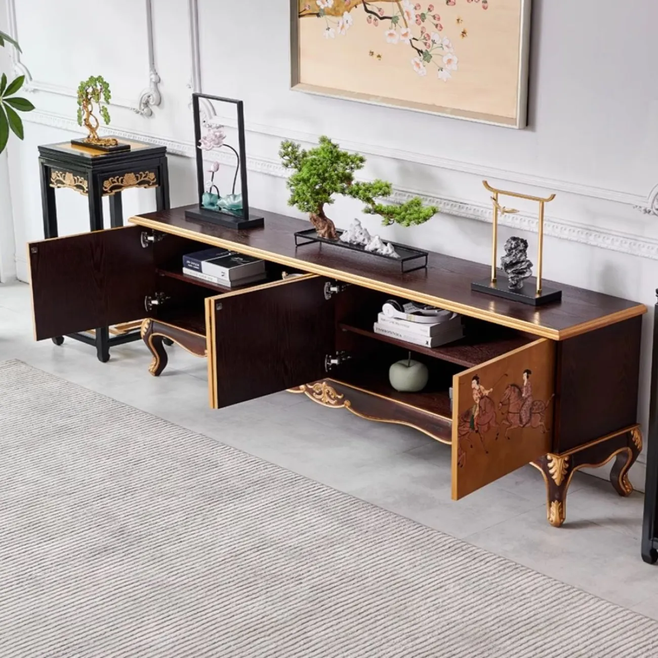 Расписной ТВ-шкаф из массива дерева Creative Life 36018-29 Расписной ТВ-шкаф из массива дерева Creative Life 36018-29