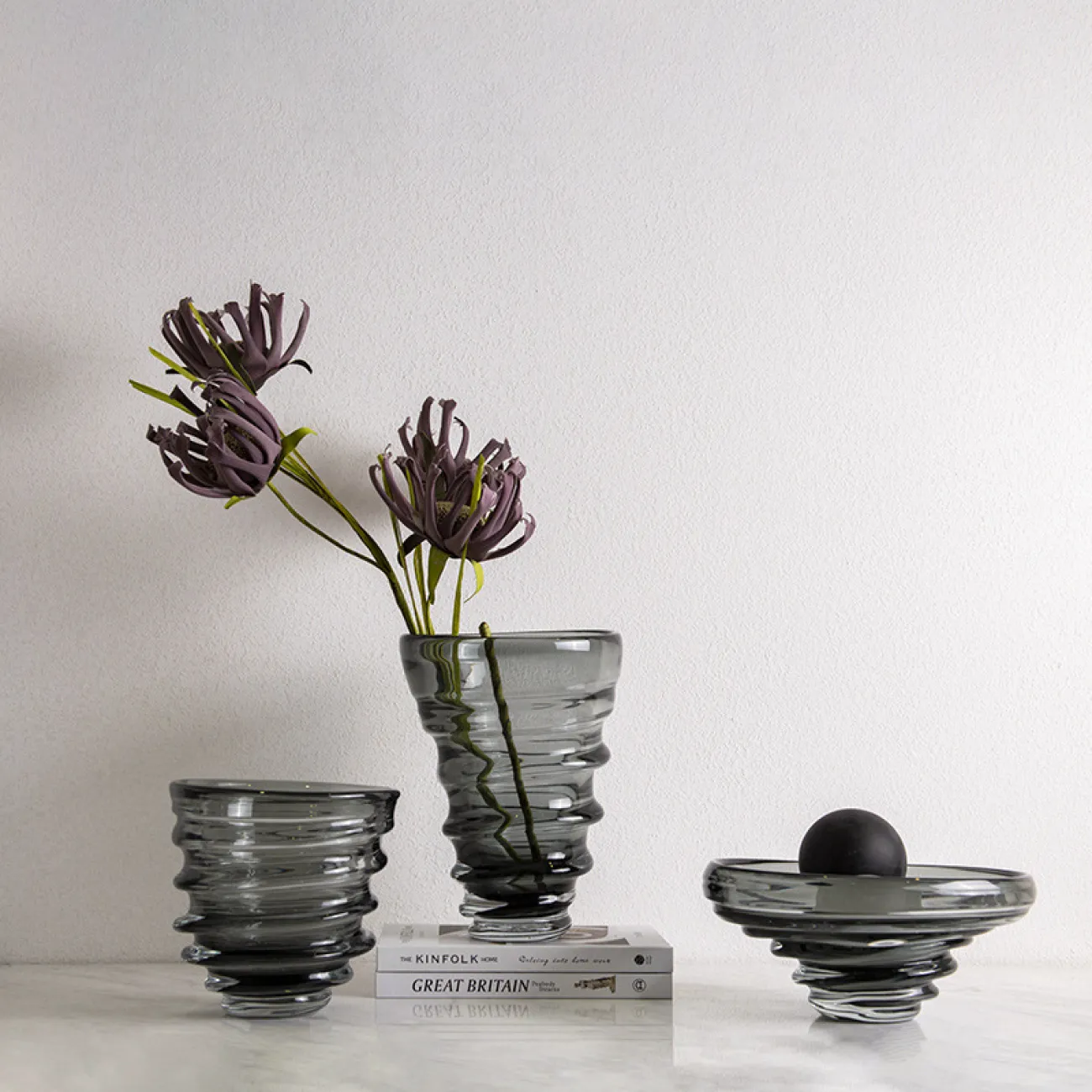 Ваза «Спираль» LaLume DK_FB-ZS2041B Серый H11.5