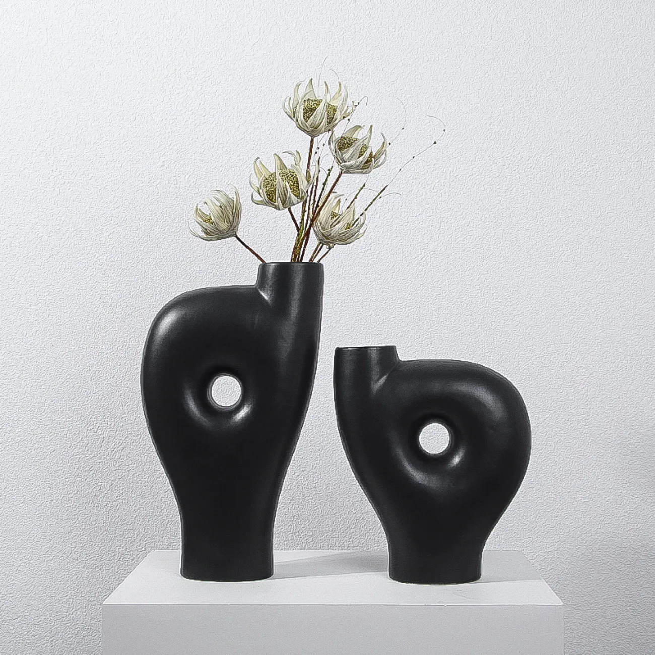 Ваза с изогнутым горлышком LaLume DK_FA-D21017B