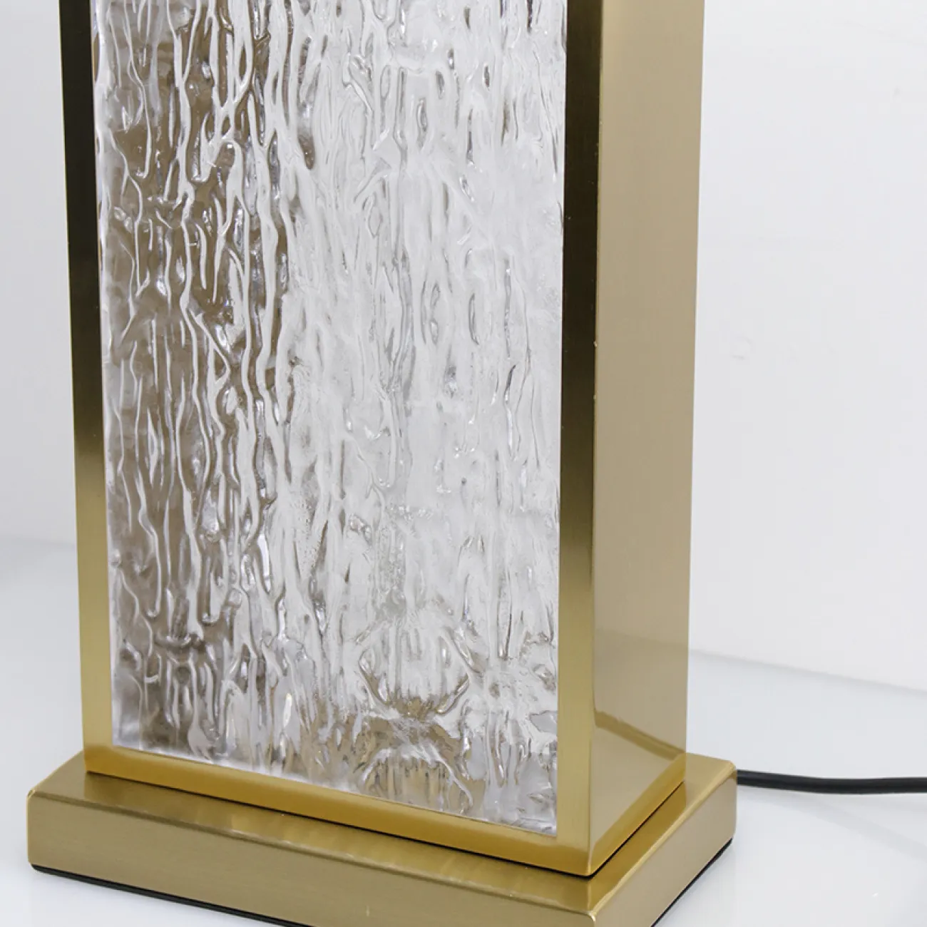 Современный торшер DK_HST-C0071 от LaLume Современный торшер DK_HST-C0071 от LaLume