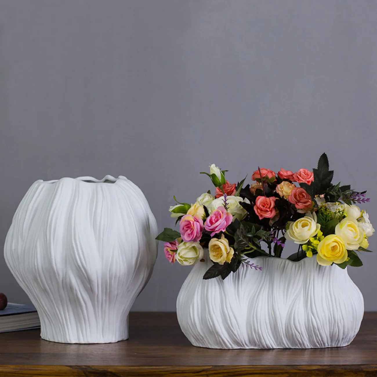 Роскошная низкая декоративная ваза для гостиной LaLume DK20401-27