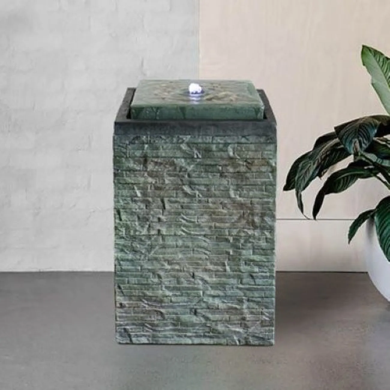 Легкий роскошный современный уникальный мини фонтан DK20432-23 с удачной посадкой и из струящейся воды в простом и современном стиле Легкий роскошный современный уникальный мини фонтан DK20432-23 с удачной посадкой и из струящейся воды в простом и современном стиле