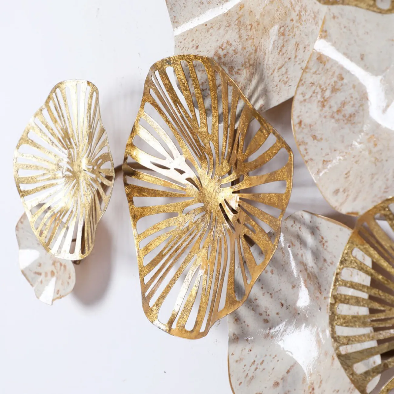 Дизайнерский настенный декор для гостиной LaLume DK20419-23 Дизайнерский настенный декор для гостиной LaLume DK20419-23