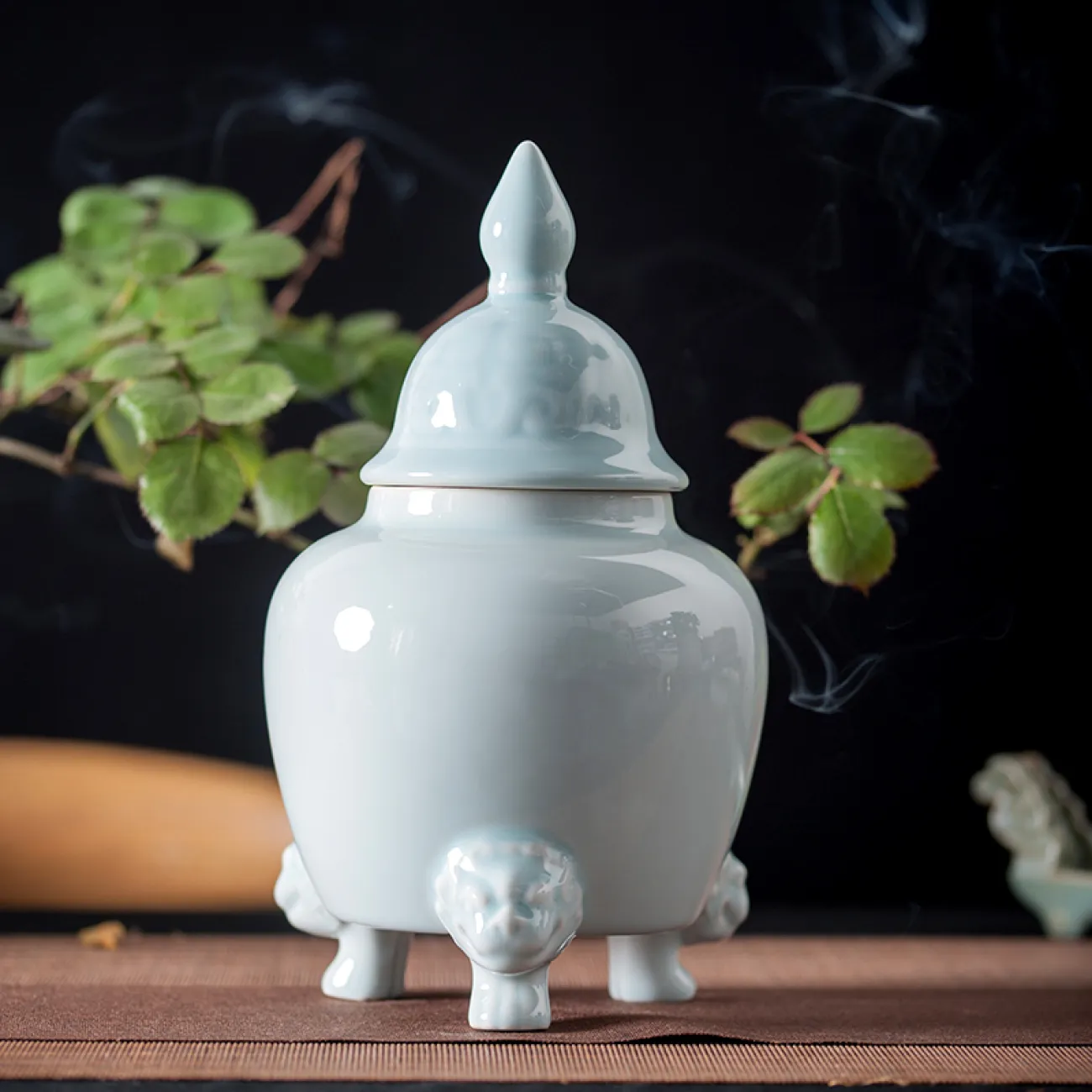 Керамическая чайница в восточном стиле LaLume DK20420-23 Керамическая чайница в восточном стиле LaLume DK20420-23