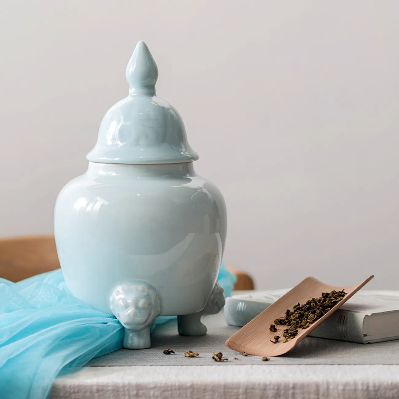 Керамическая чайница в восточном стиле LaLume DK20420-23 Керамическая чайница в восточном стиле LaLume DK20420-23