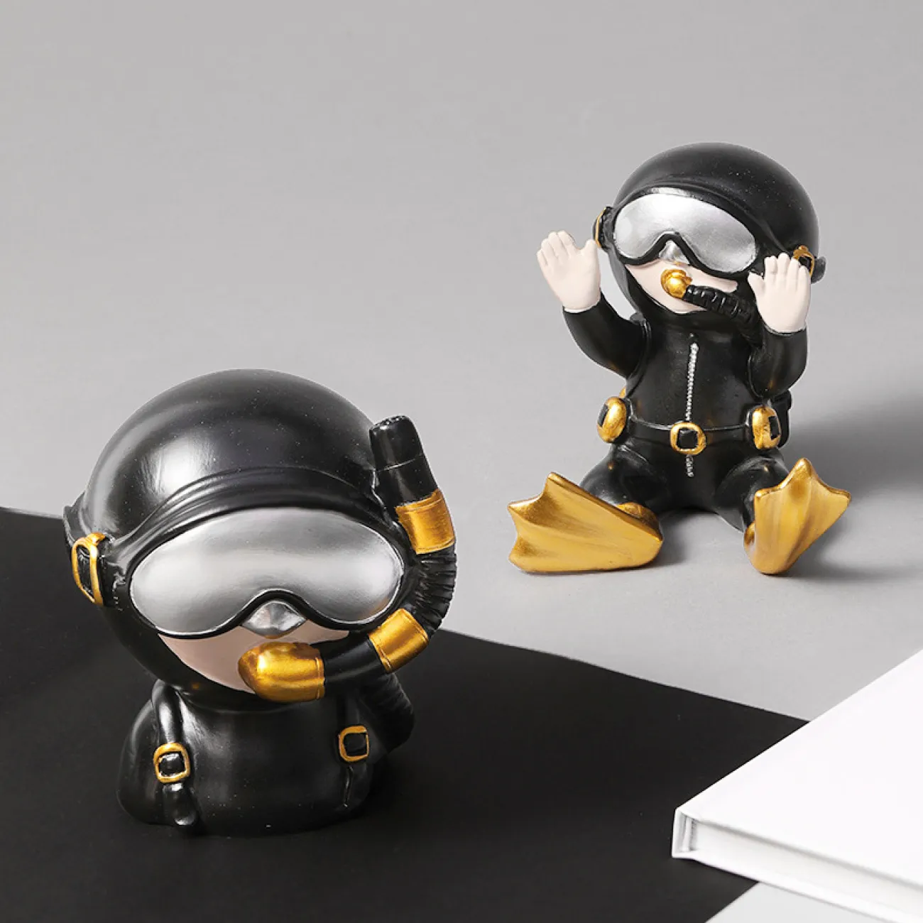 Декоративная статуэтка водолаза в Скандинавском стиле для гостиной LaLume DK20471-23