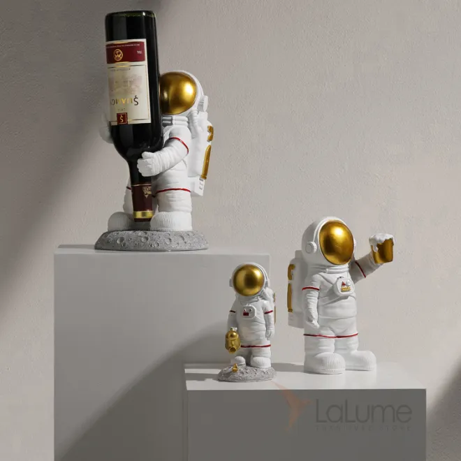 Статуэтка космонавта LaLume DK20473-23