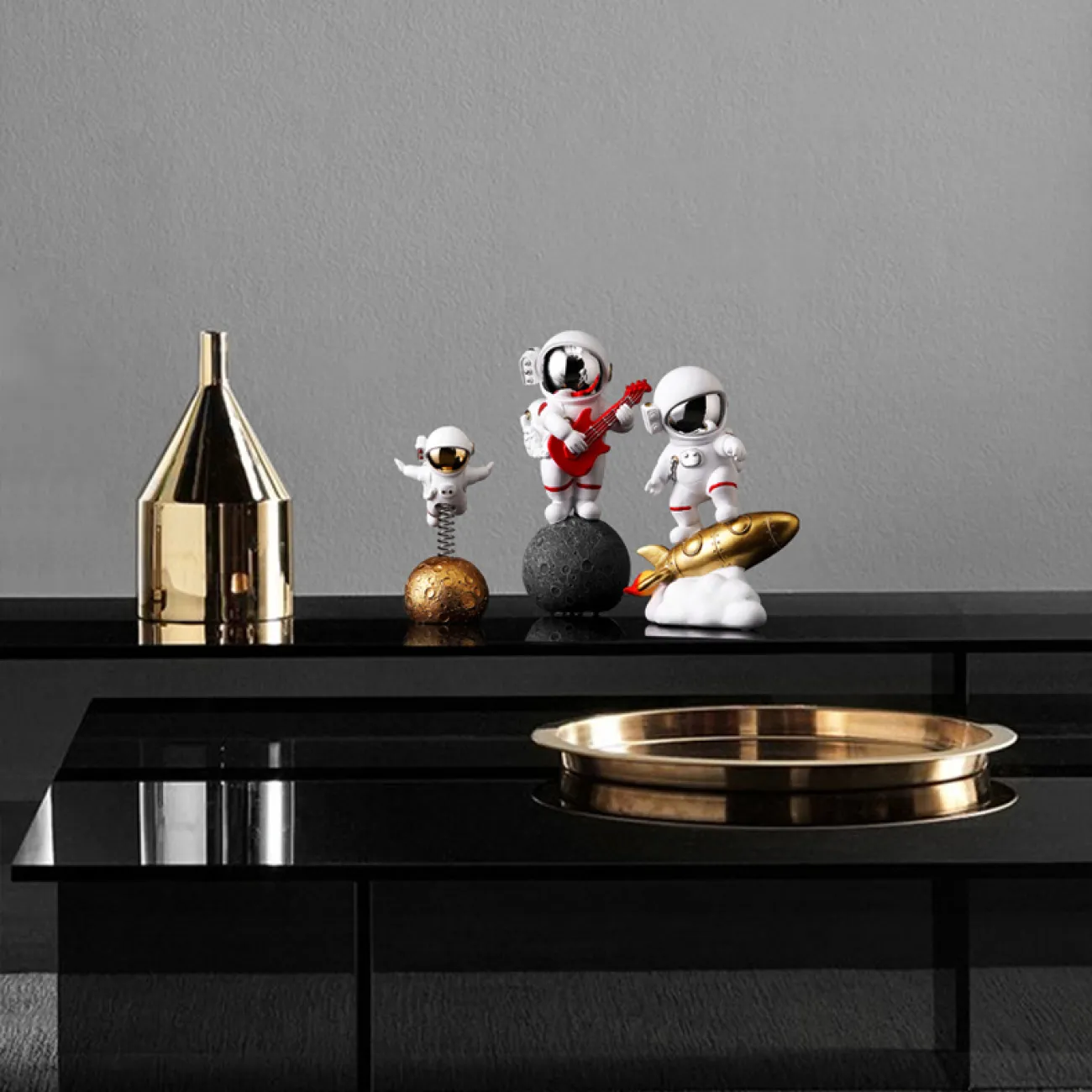 Креативная декоративная статуэтка космонавта для гостиной LaLume DK20474-23