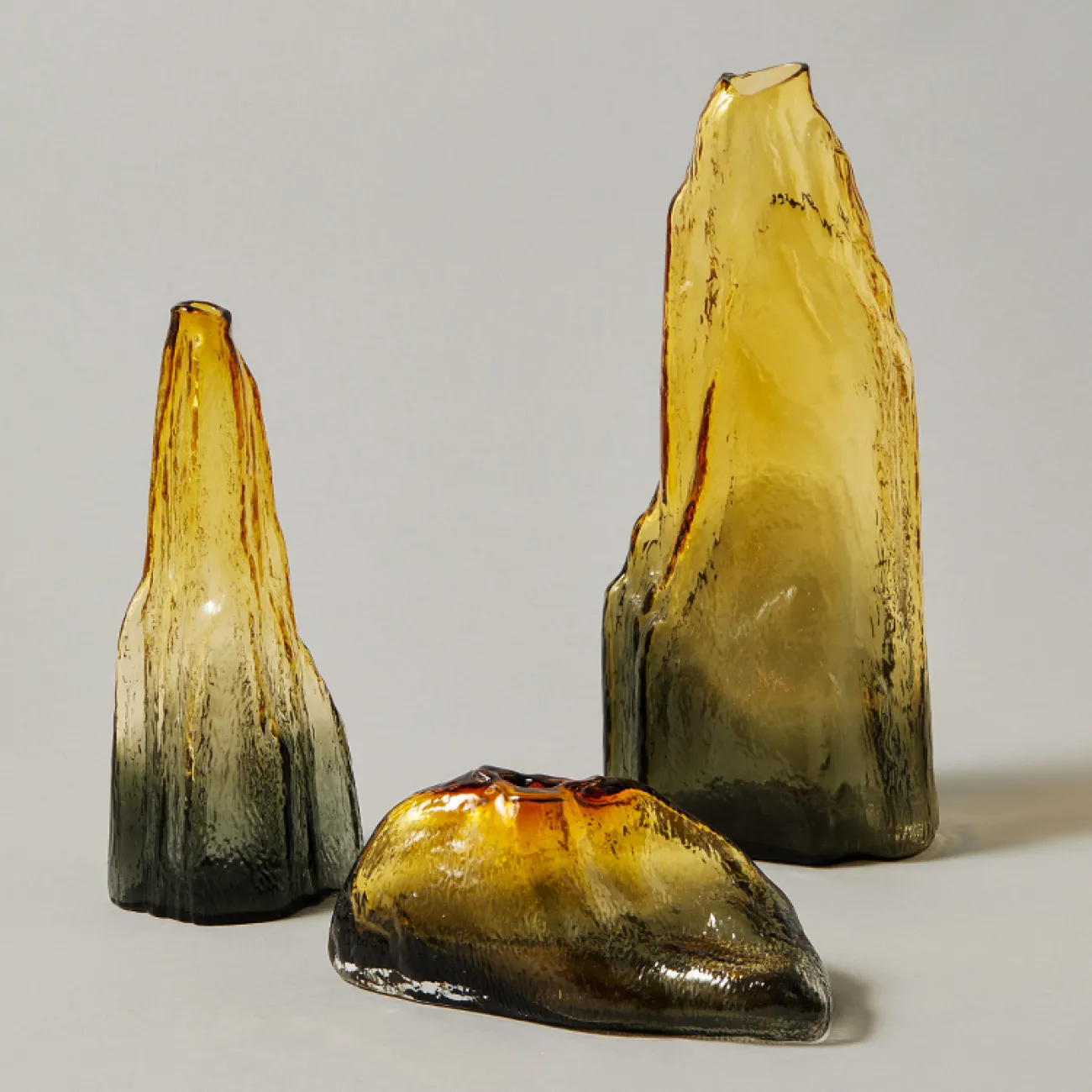 Минималистичная стеклянная ваза для гостиной с необычным дизайном в Современном стиле LaLume DK20483-23