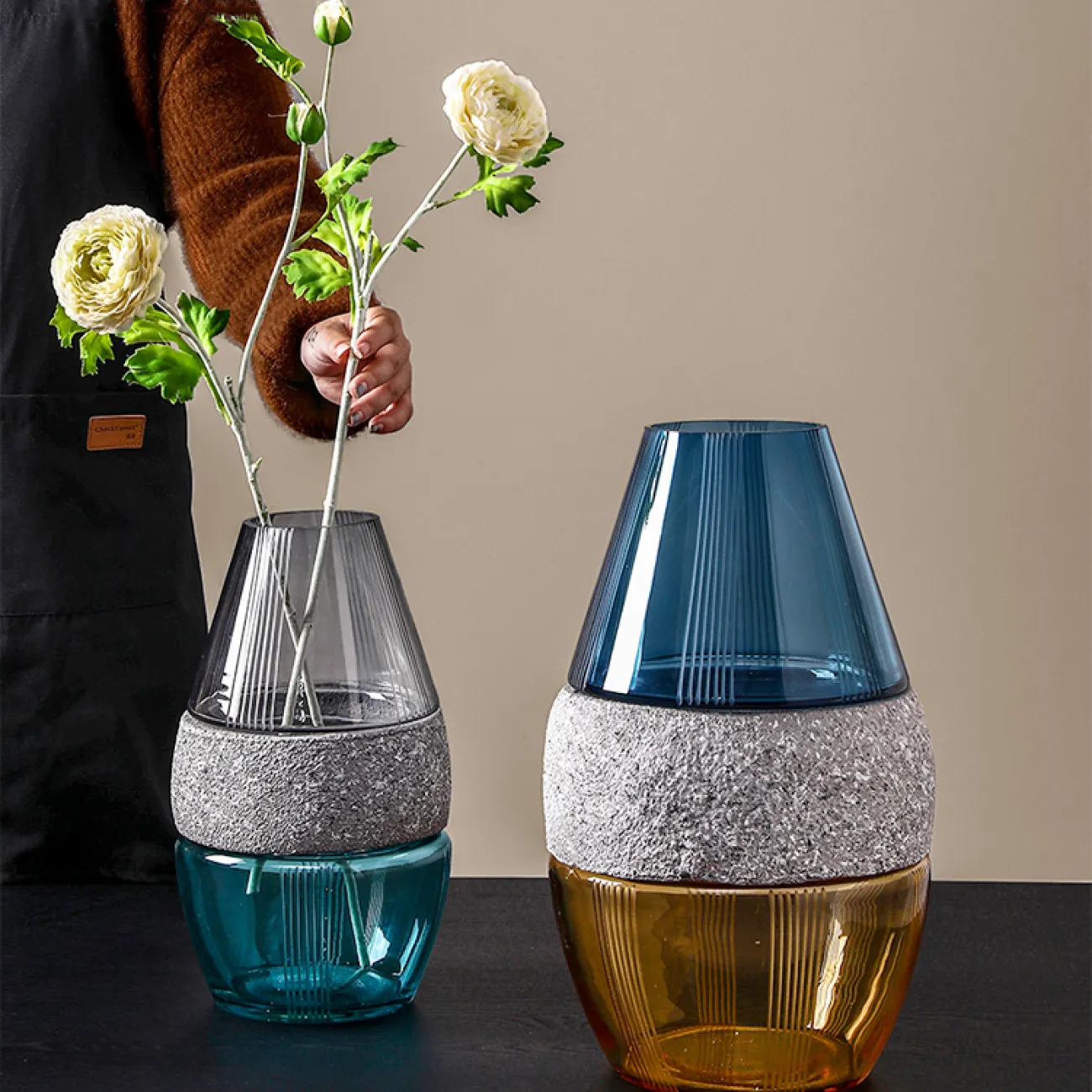 Дизайнерская стеклянная ваза для гостиной в Современном стиле LaLume DK20485-23