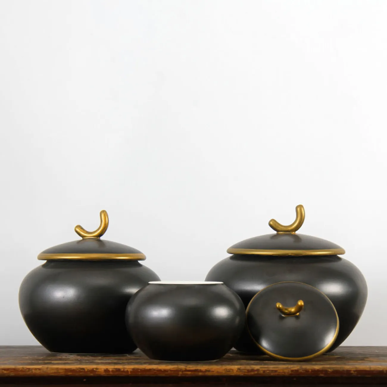 Минималистичная керамическая ваза с крышкой для гостиной в Китайском стиле LaLume DK20535-23