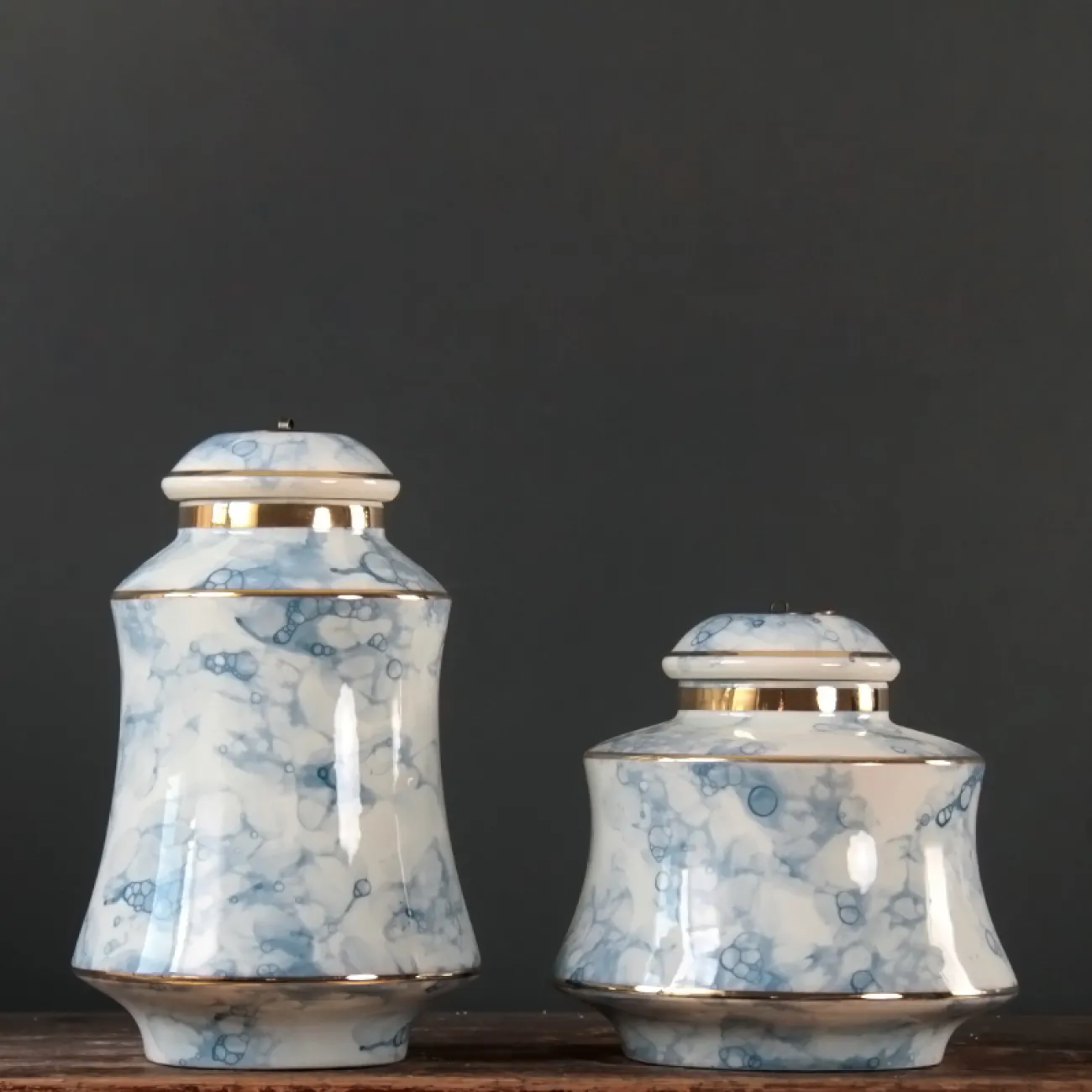 Керамическая ваза с крышкой для цветов в Современном стиле LaLume DK20538-23