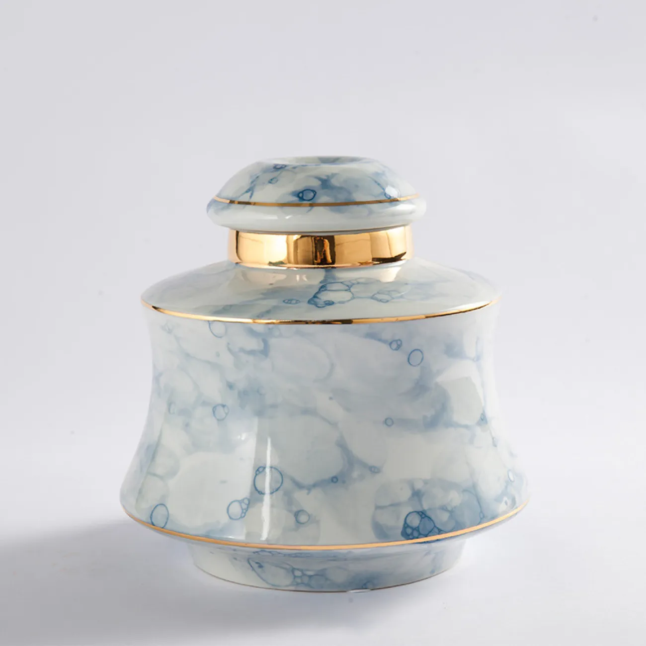 Керамическая ваза с крышкой для цветов в Современном стиле LaLume DK20538-23