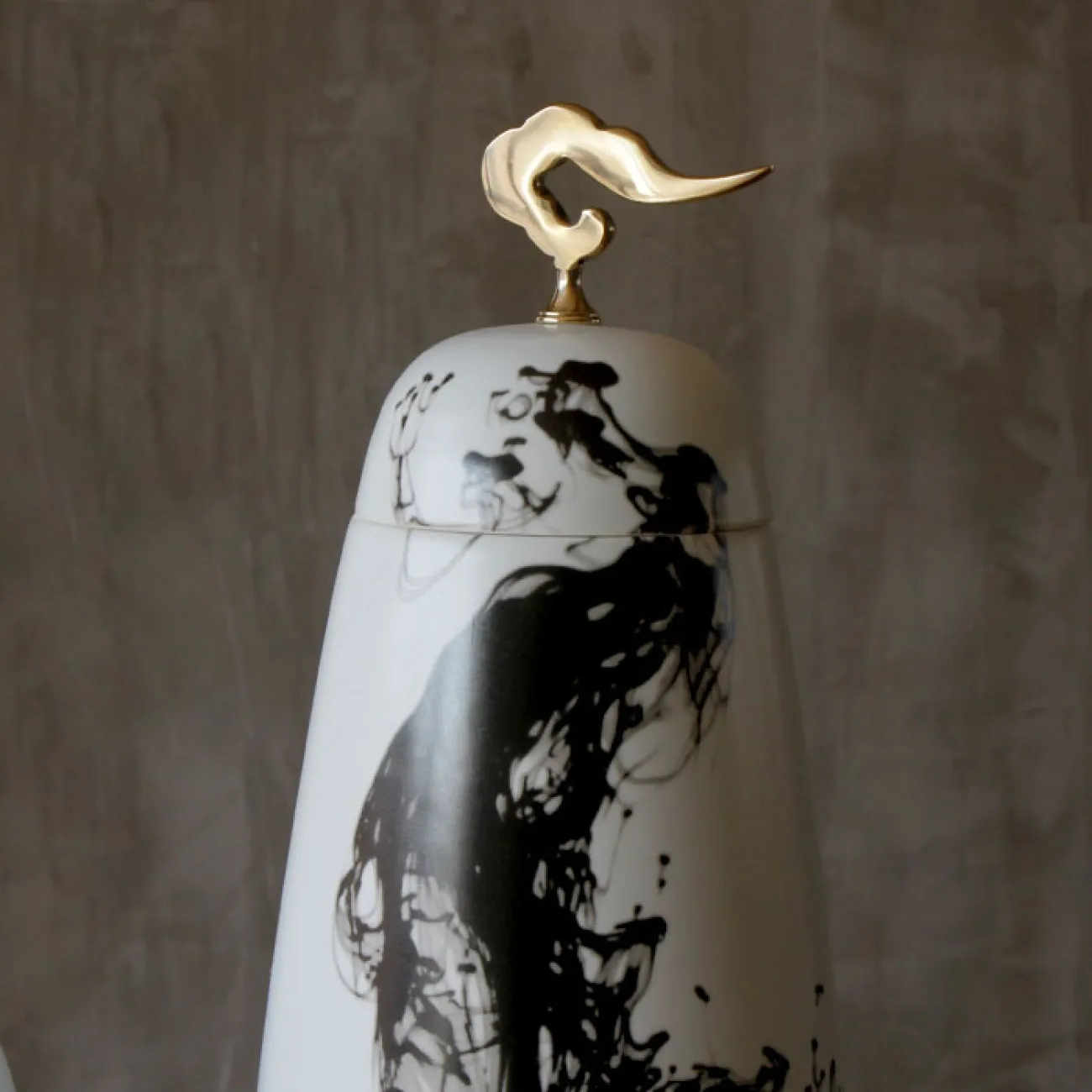 Классическая керамическая ваза с мраморным узором и крышкой для гостиной LaLume DK20542-23