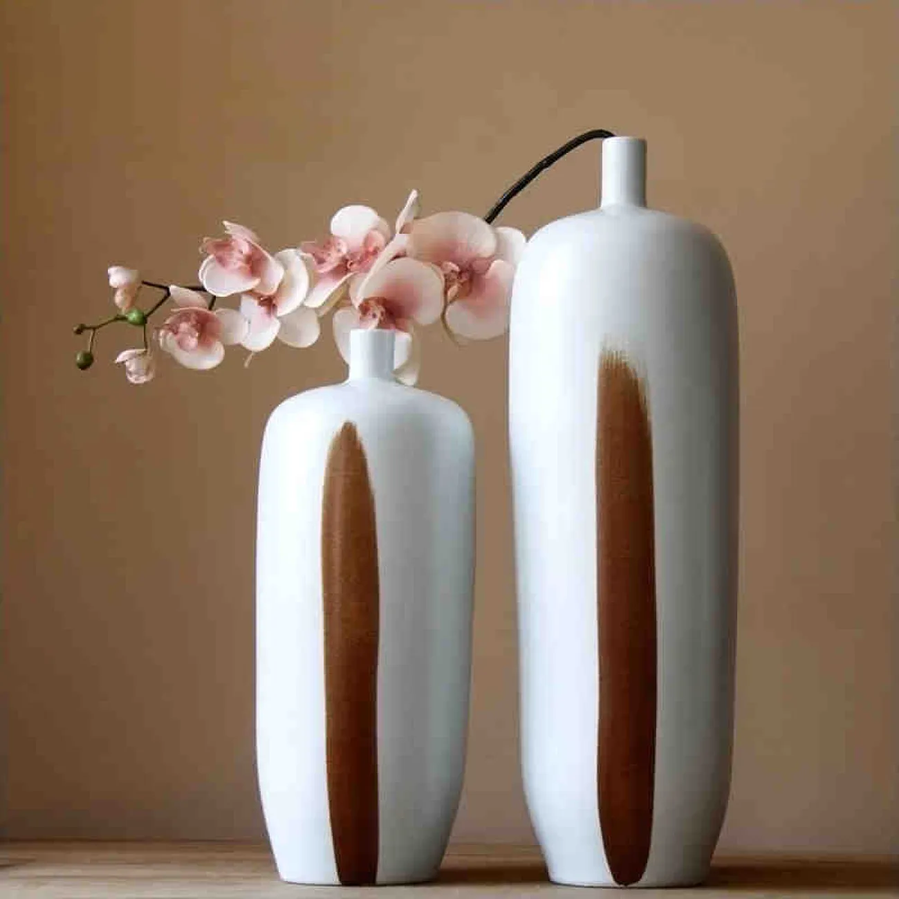 Настольная керамическая ваза для цветов в современном Китайском стиле LaLume DK20554-23 Настольная керамическая ваза для цветов в современном Китайском стиле LaLume DK20554-23