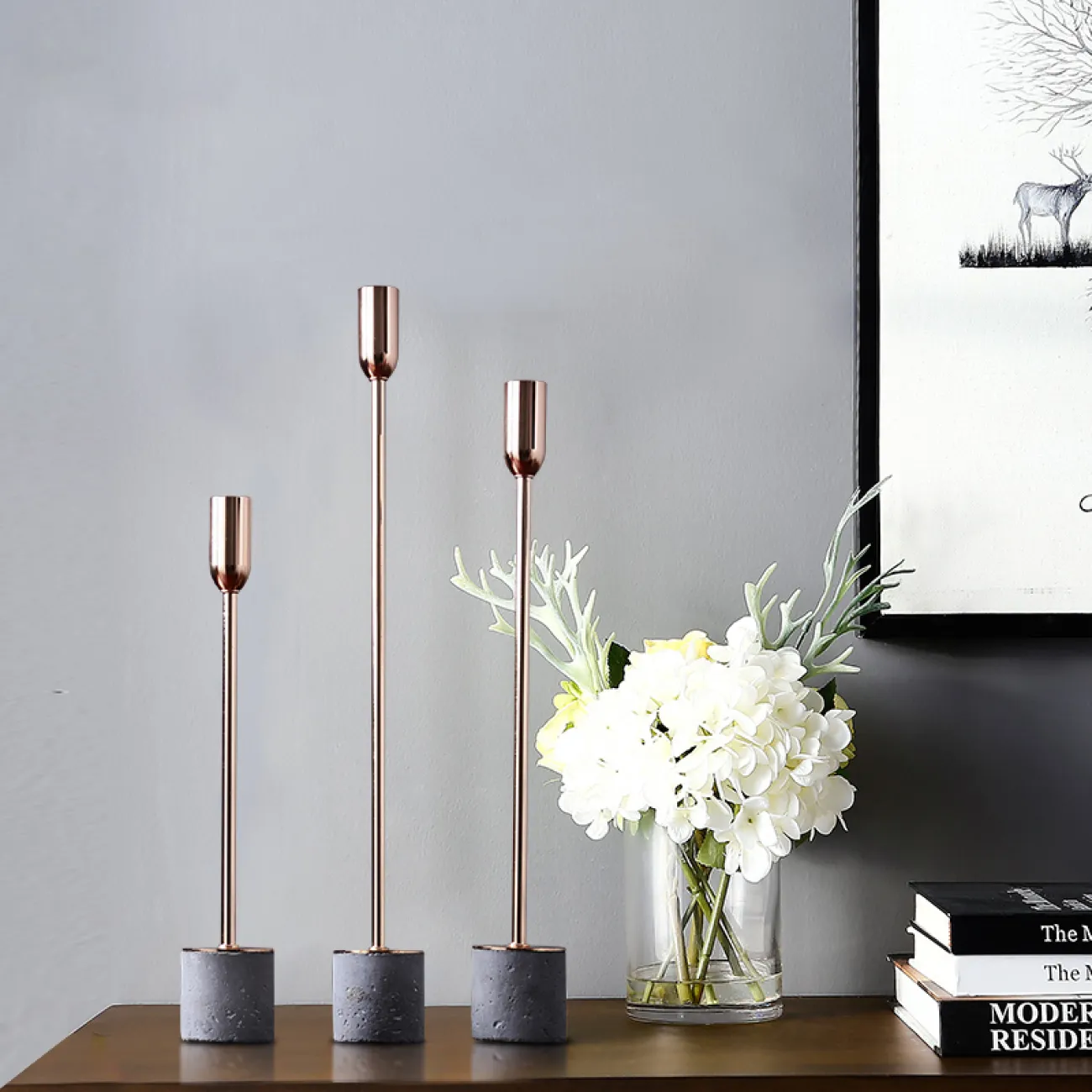 Необычный металлический подсвечник для гостиной в Скандинавском стиле LaLume DK20577-23 Необычный металлический подсвечник для гостиной в Скандинавском стиле LaLume DK20577-23