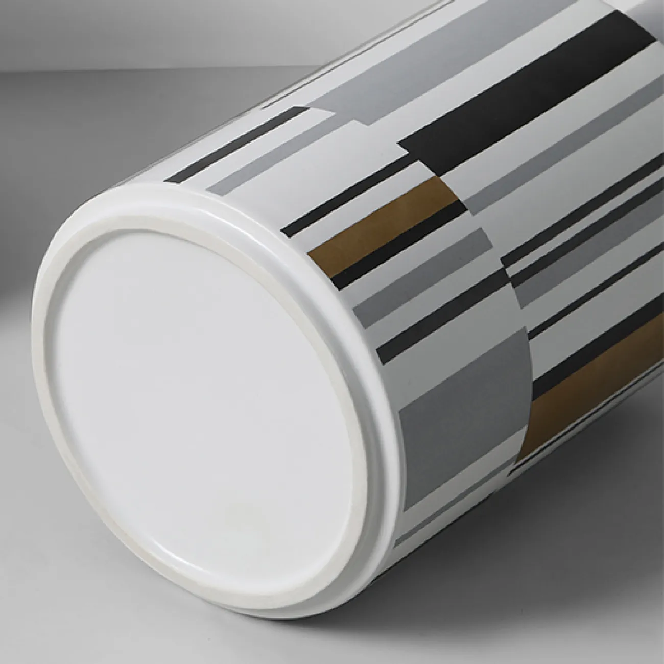 Минималистичная абстрактная керамическая ваза для гостиной в Современном стиле LaLume DK20578-23