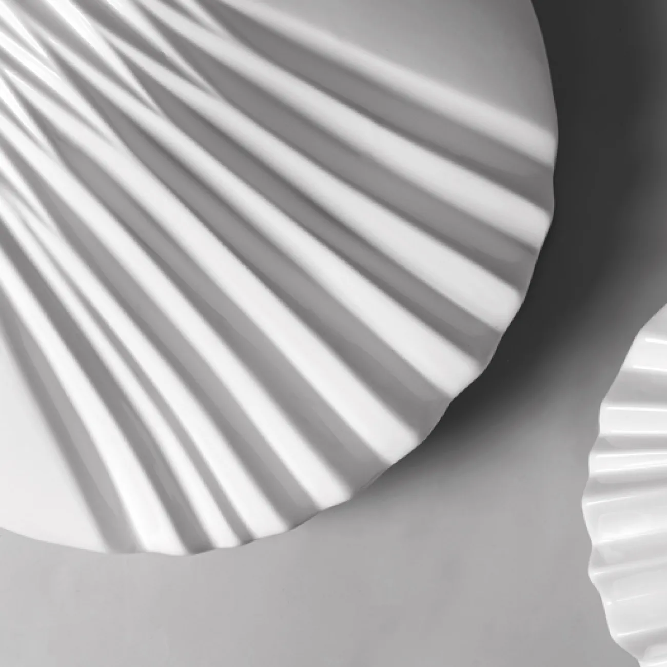 Необычная керамическая ваза для гостиной в Современном стиле LaLume DK20593-23