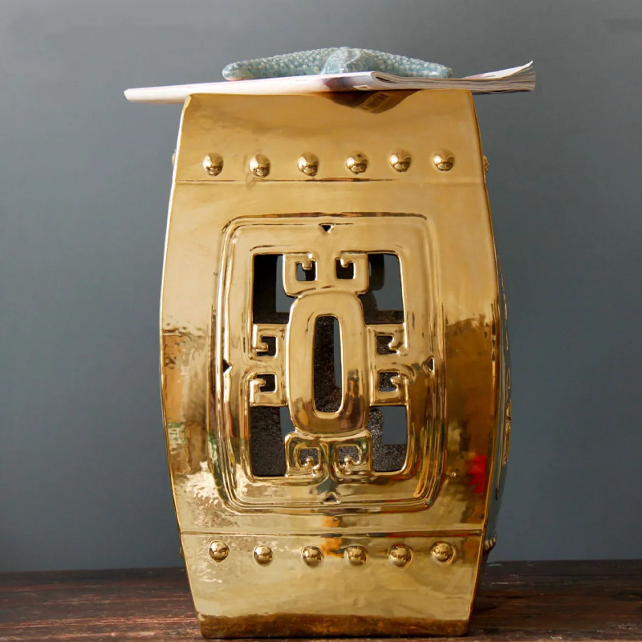 Минималистичный напольный керамический табурет для одевания обуви в Современном стиле LaLume DK20605-23