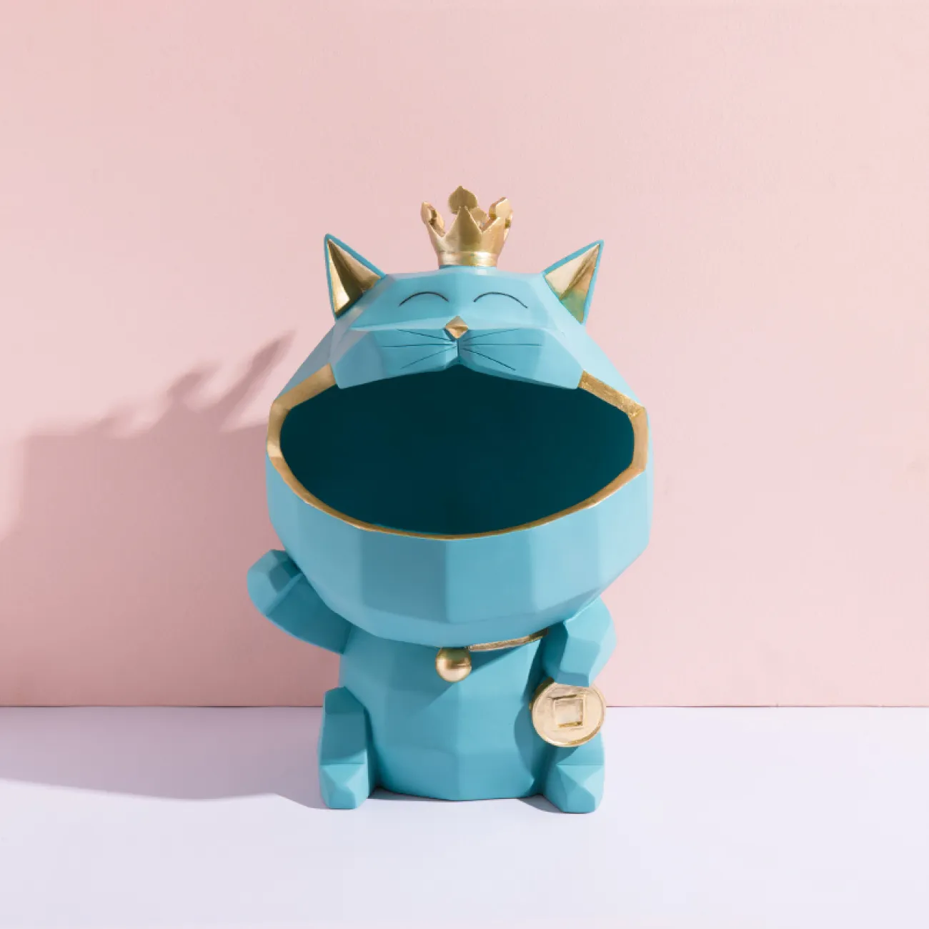 Необычная ваза-конфетница в форме кота для гостиной в стиле Лёгкая роскошь LaLume DK20677-23
