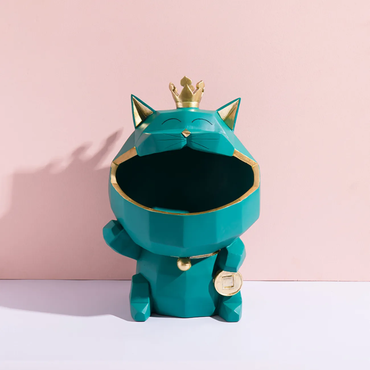 Необычная ваза-конфетница в форме кота для гостиной в стиле Лёгкая роскошь LaLume DK20677-23