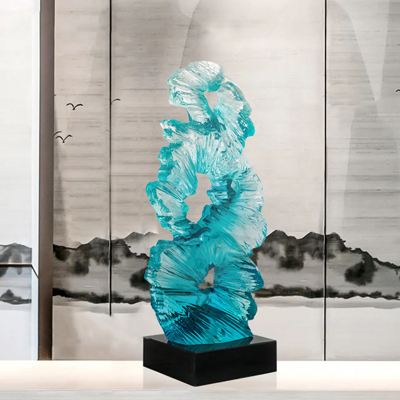 Абстрактная скульптура в форме кристалла для гостиной в Современном стиле LaLume DK20791-23 Абстрактная скульптура в форме кристалла для гостиной в Современном стиле LaLume DK20791-23