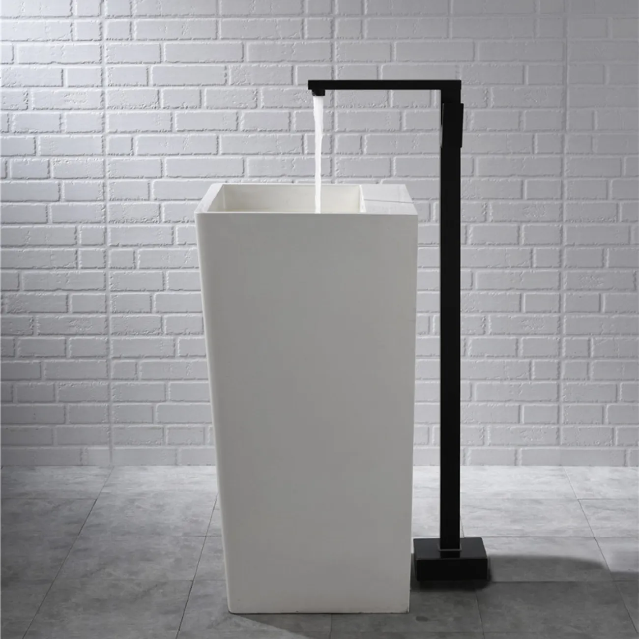 Напольный латунный смеситель для ванной в Европейском стиле LaLume MB21097-23