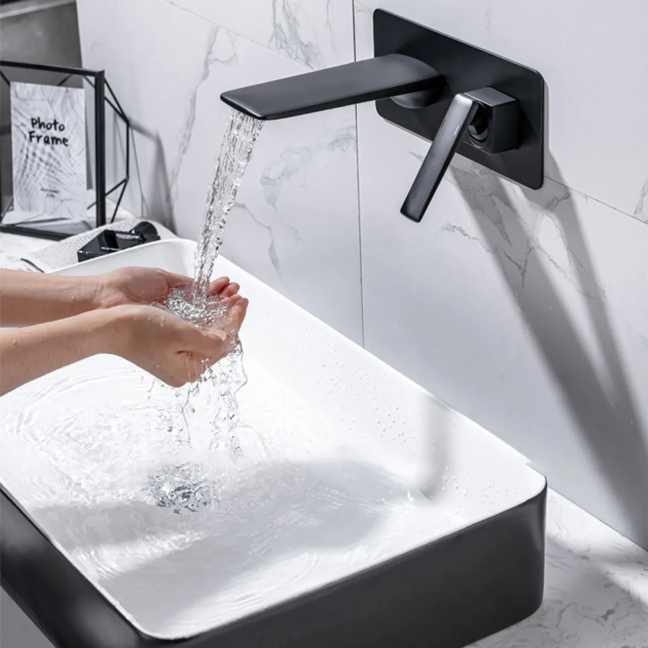 Скрытый латунный смеситель для ванной в Современном стиле LaLume MB21101-23