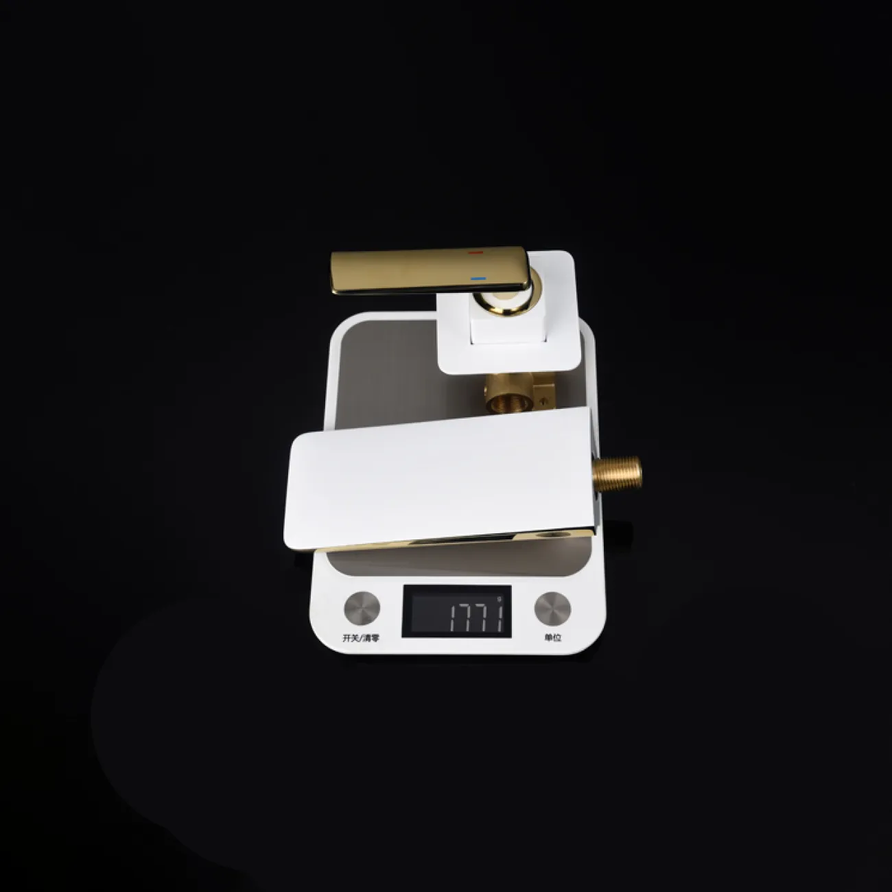 Скрытый латунный смеситель для ванной в Современном стиле LaLume MB21101-23