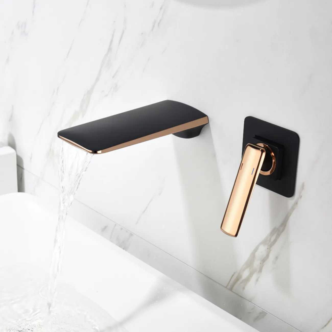 Скрытый латунный смеситель для ванной в Современном стиле LaLume MB21101-23