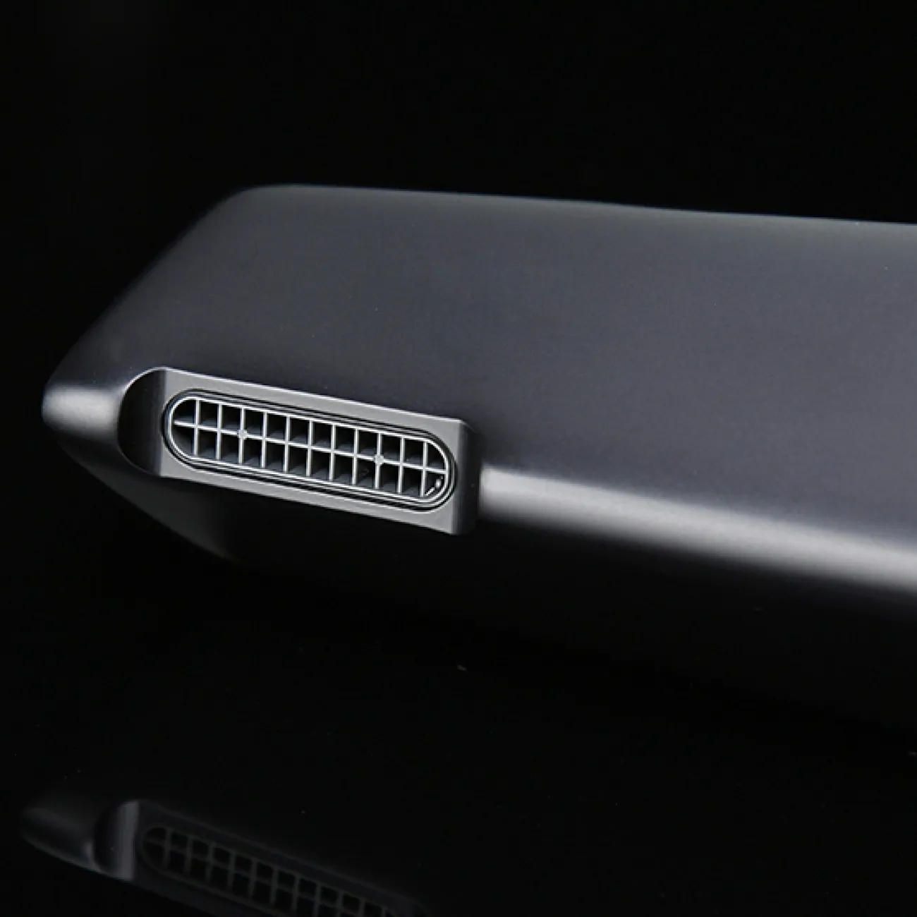 Стильный латунный смеситель для умывальника в Современном стиле LaLume MB21109-23