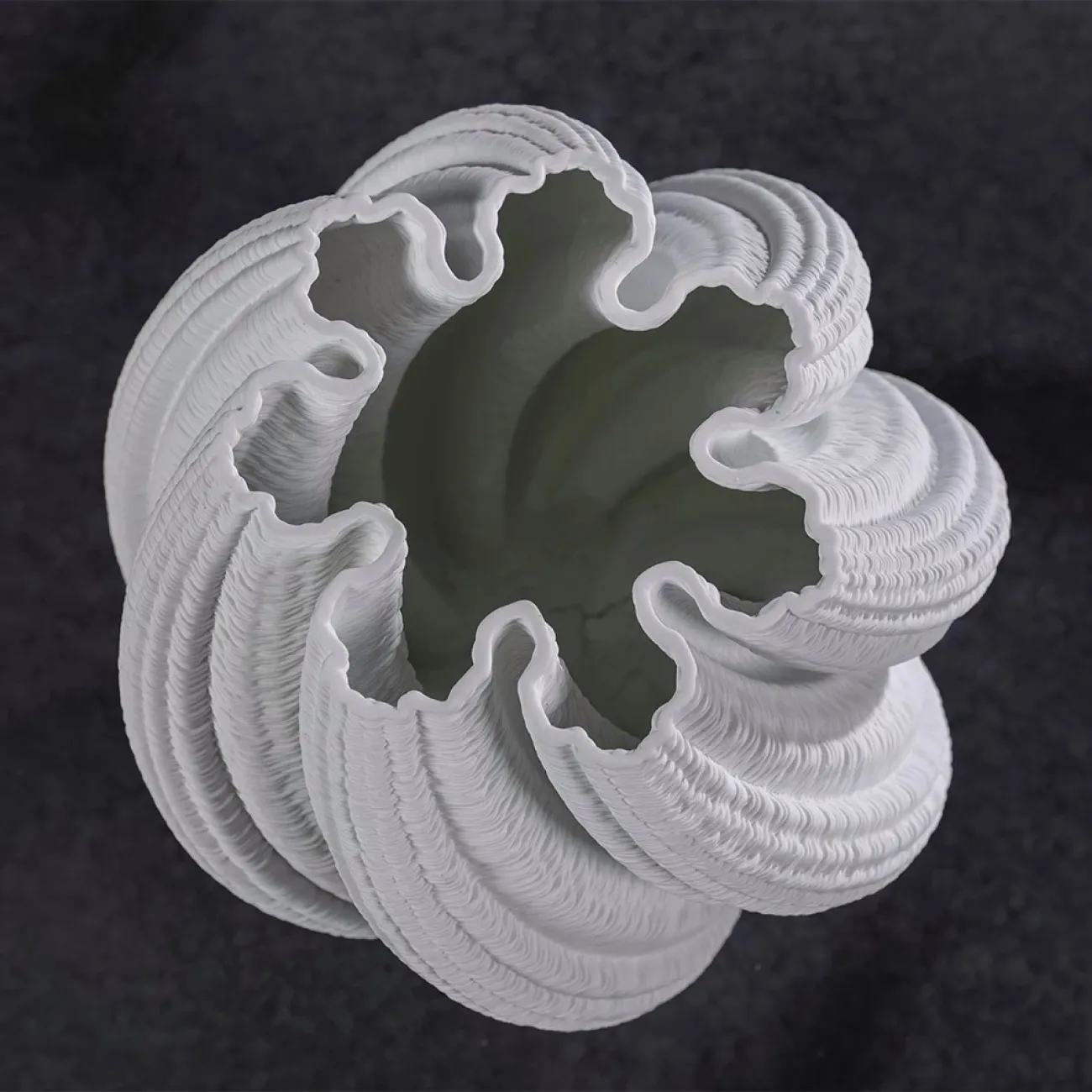 Белая керамическая ваза в скандинавском стиле с 3D-принтом «Волна» LaLume DK608939-23