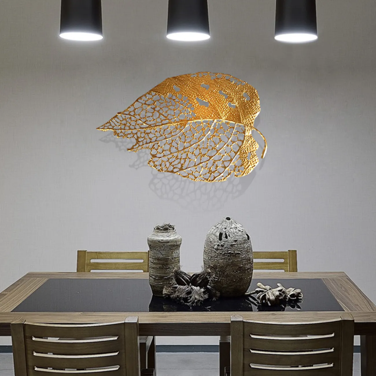 Дизайнерский настенный декор в форме листа LaLume DK20408-23