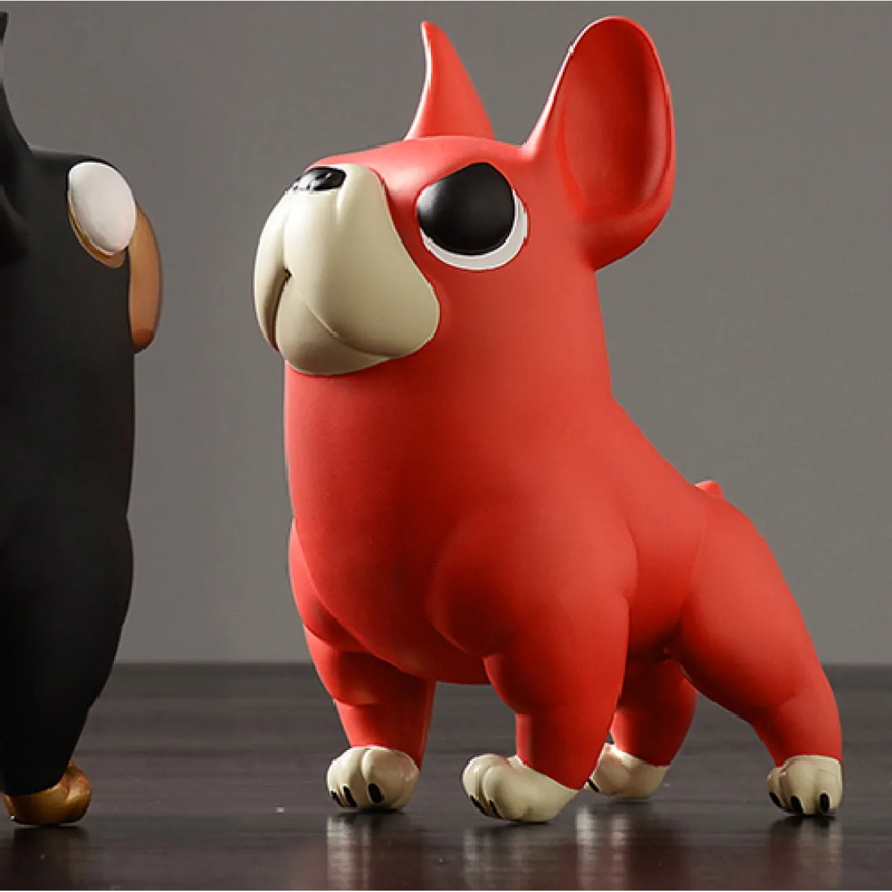 Дизайнерская работа статуэтка из ПВХ Fat Dog