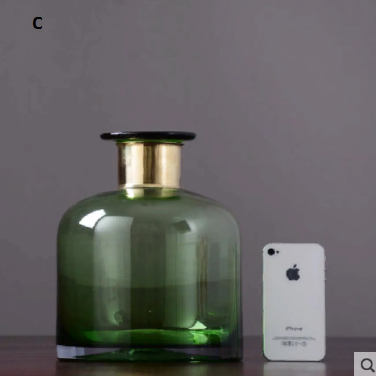 Стеклянная цветочная ваза Green Стеклянная цветочная ваза Green