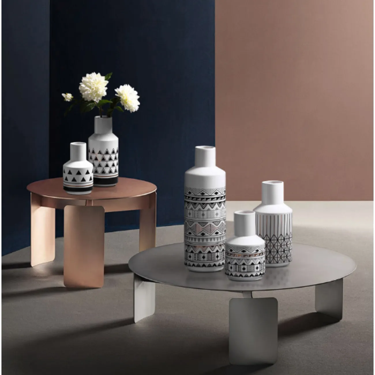 Скандинавская керамическая ваза с росписью Muline Скандинавская керамическая ваза с росписью Muline