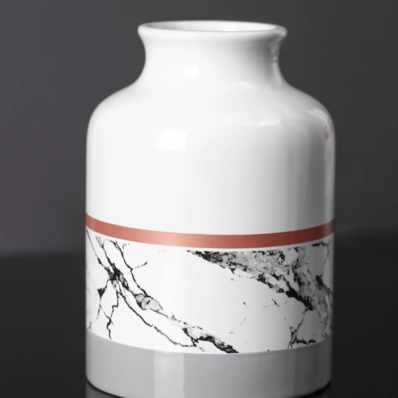 Скандинавская керамическая ваза Marble