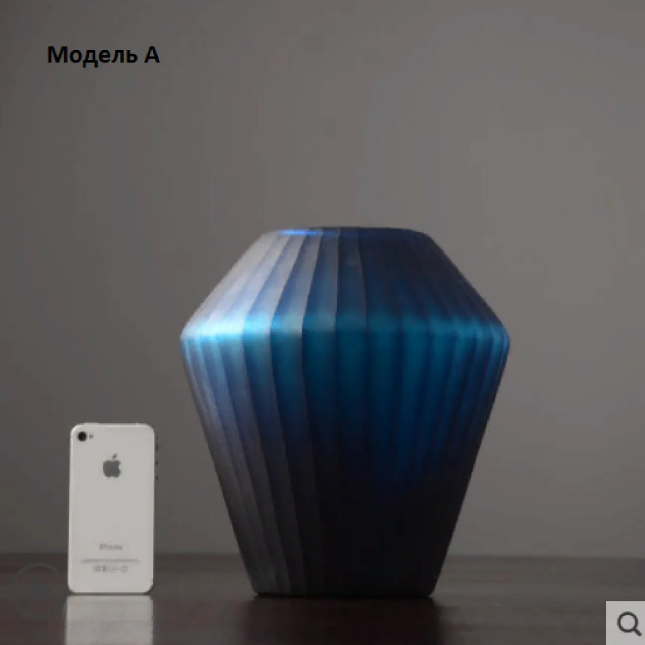 Стеклянная цветочная ваза Radiance в современном стиле 