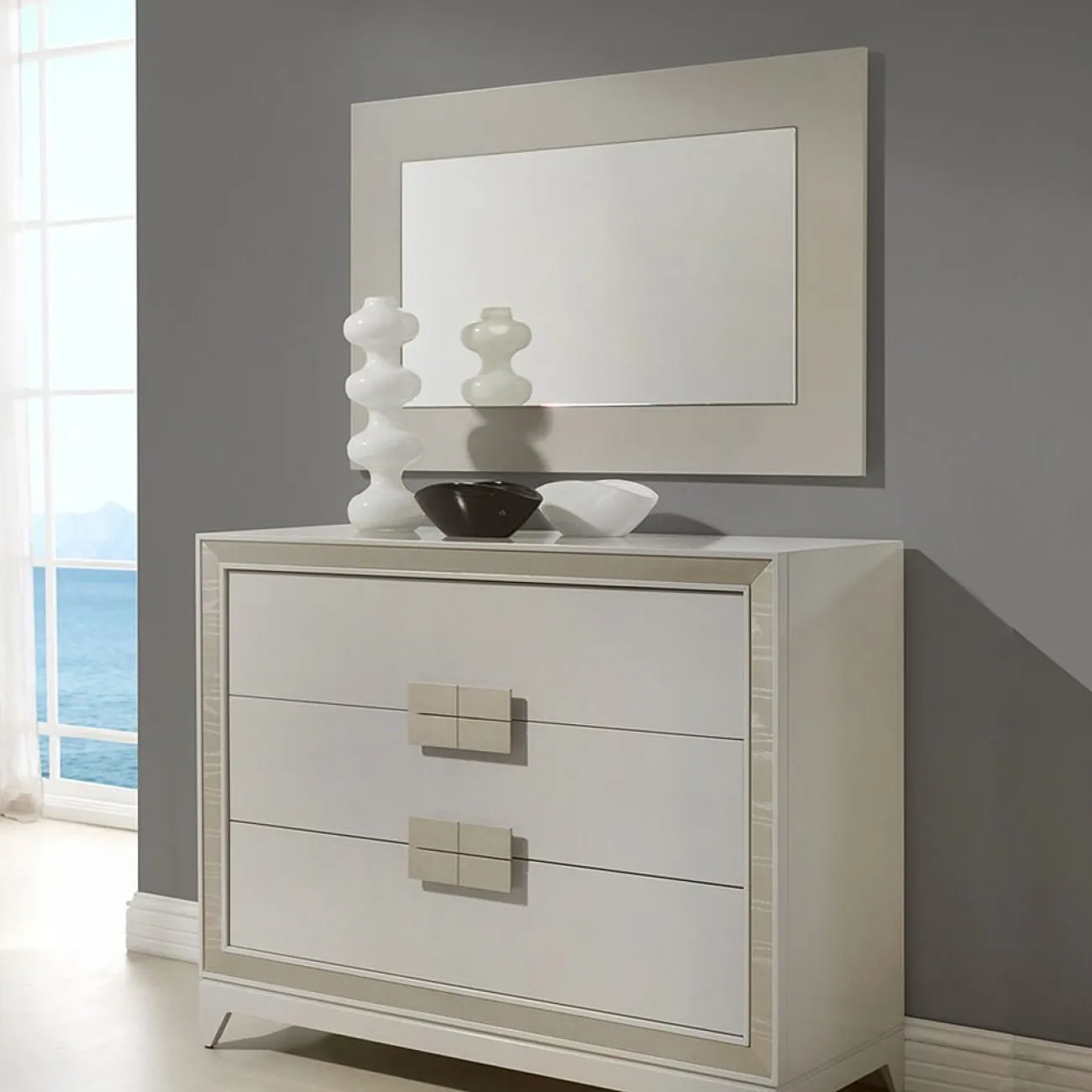 Зеркало Е-96 белое ESF 